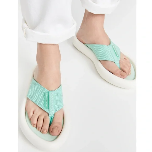 Stella McCartney, Air thong flat - Picture 1 of 6